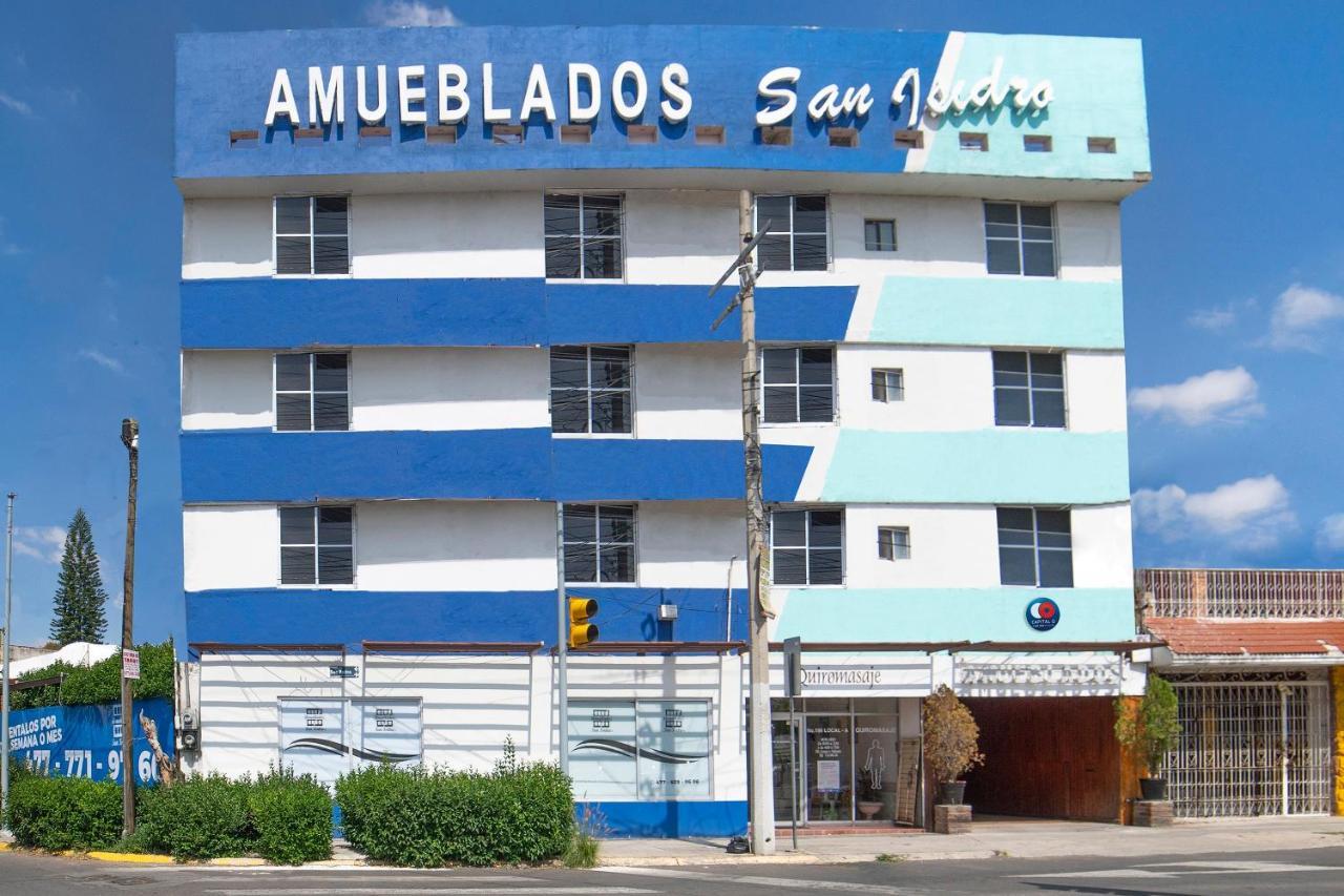 Amueblados San Isidro Hotel Leon Luaran gambar
